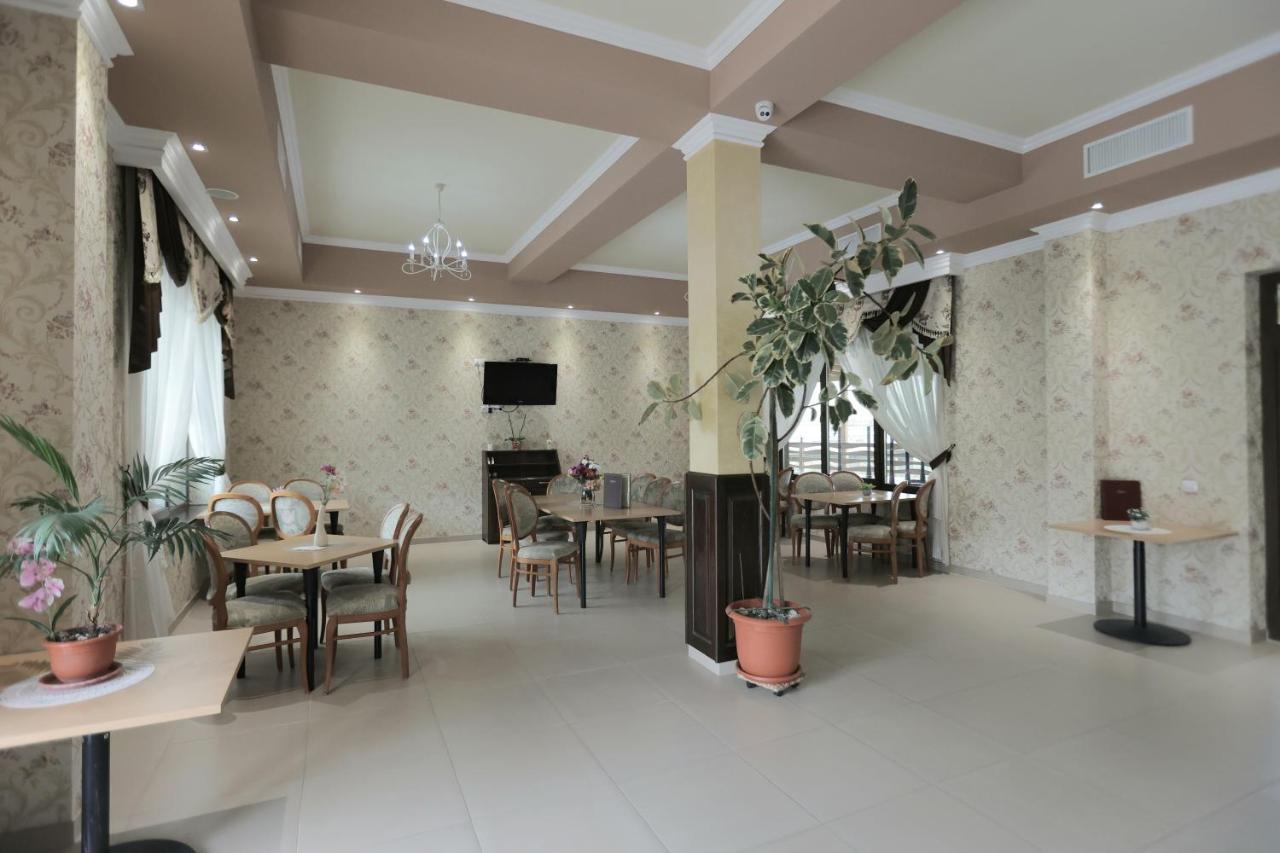 Pensiune Restaurant Liana Mehadia Luaran gambar